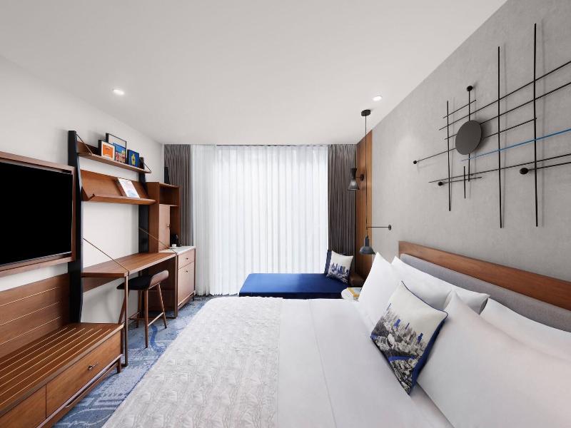 Le Meridien Melbourne image