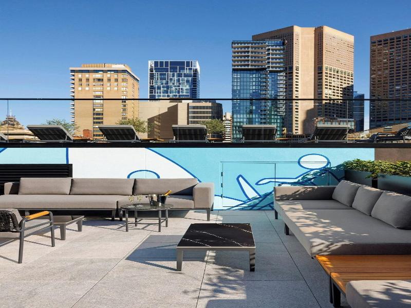 Le Meridien Melbourne image