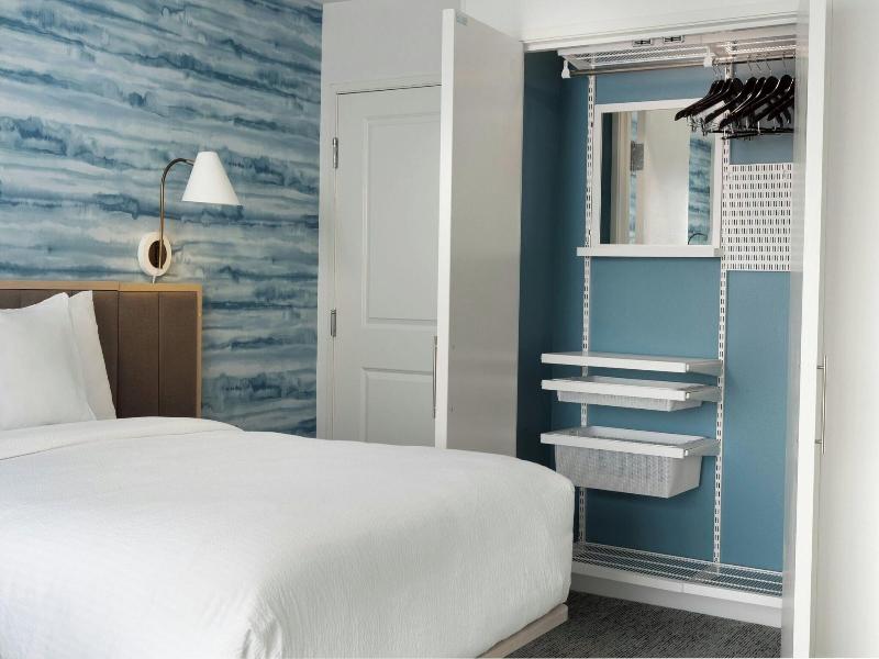 Towneplace Suites By Marriott Monrovia image