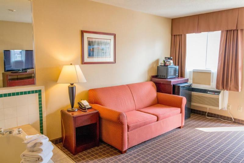 Quality Inn AND Suites 1000 Islands