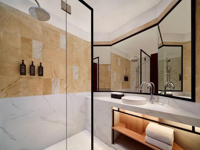 Sheraton Jakarta Soekarno Hatta Airport image