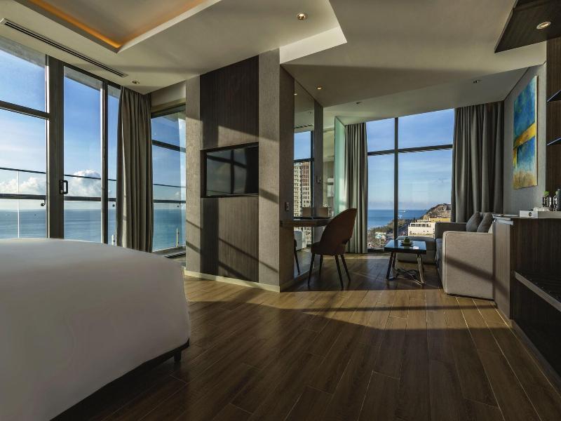 Premier Pearl Hotel Vung Tau image