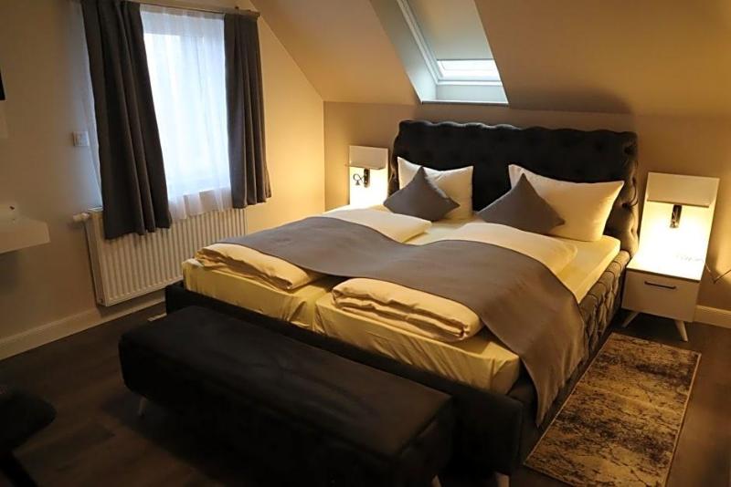 Hotel Bispinger Hof image