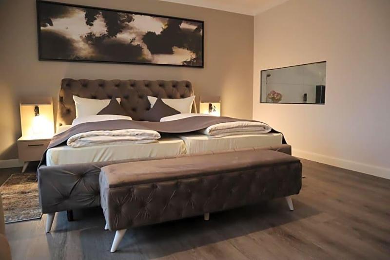 Hotel Bispinger Hof image