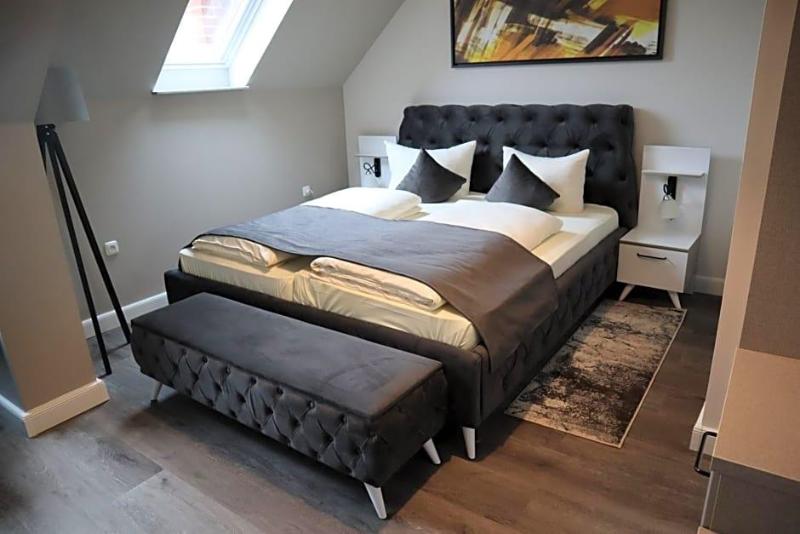 Hotel Bispinger Hof image