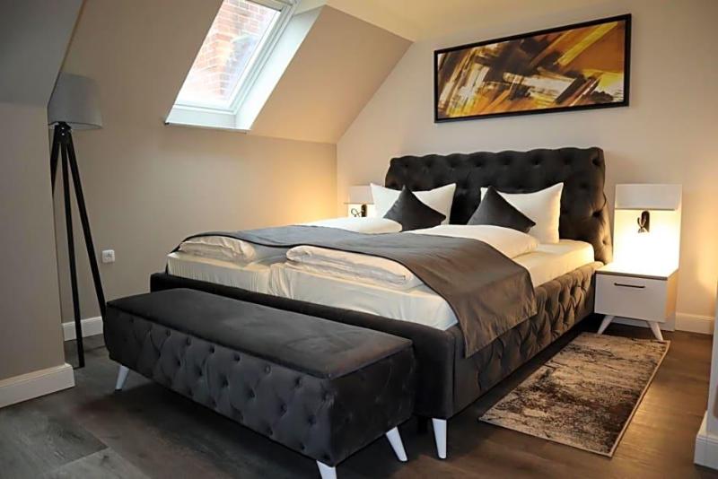 Hotel Bispinger Hof image
