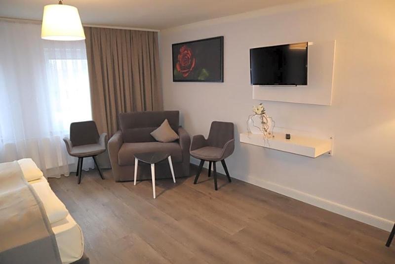 Hotel Bispinger Hof image