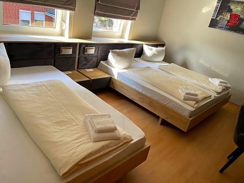 Hotel Bispinger Hof image