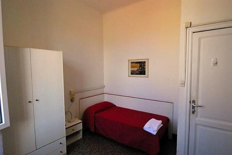 Albergo La Vela image