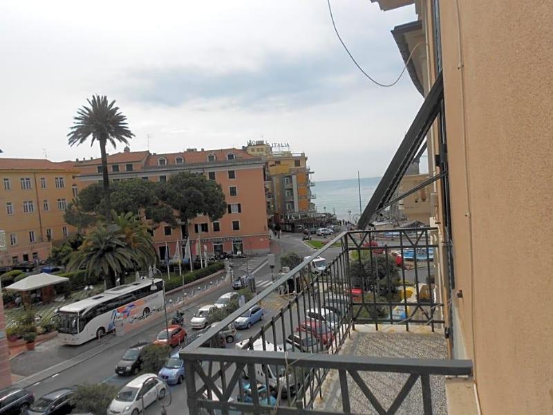 Albergo La Vela image