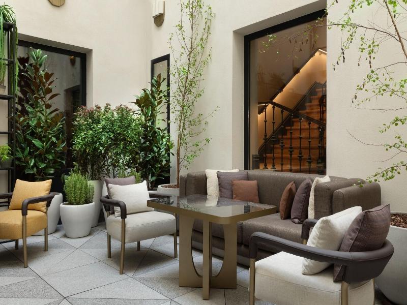 Jw Marriott Hotel Madrid image