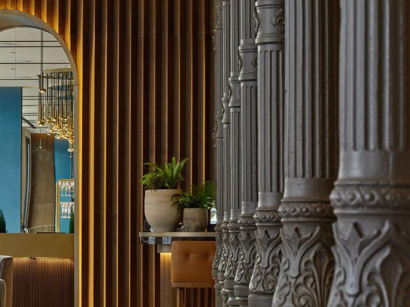 Jw Marriott Hotel Madrid image