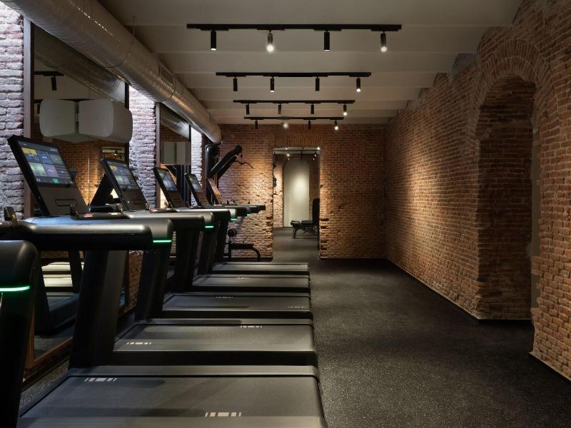 Jw Marriott Hotel Madrid image