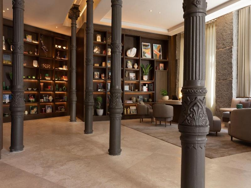 Jw Marriott Hotel Madrid image