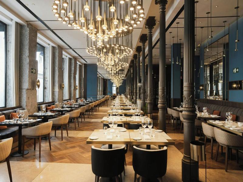 Jw Marriott Hotel Madrid image