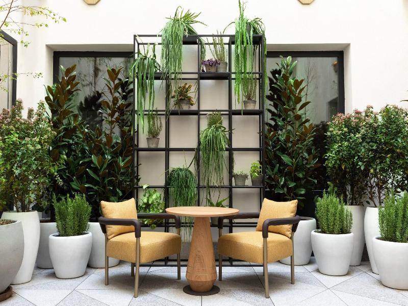 Jw Marriott Hotel Madrid image