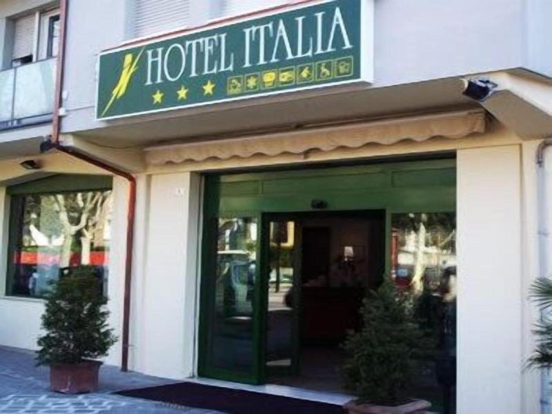 Hotel Italia image