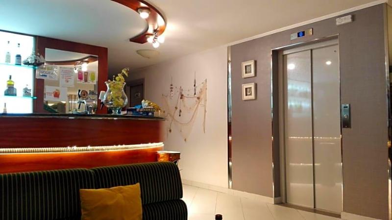 Hotel Sandra image