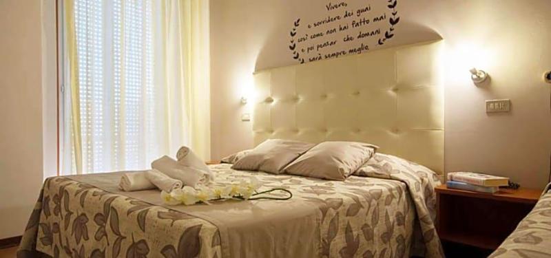 Hotel Sandra image
