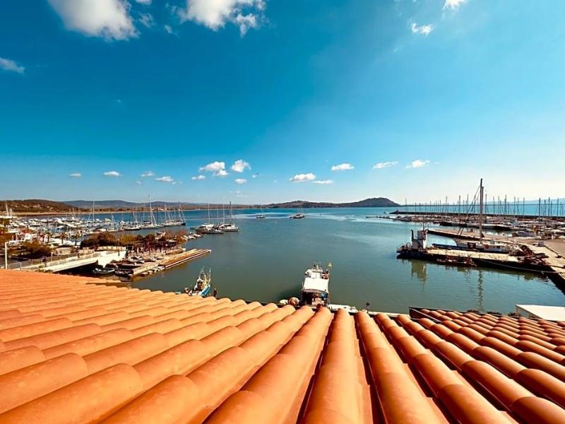Baia Di Talamone image