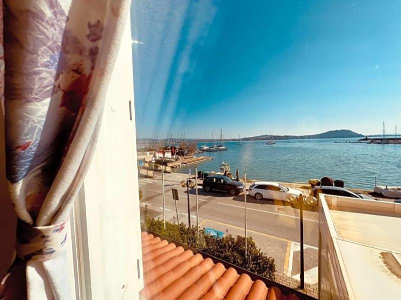 Baia Di Talamone image