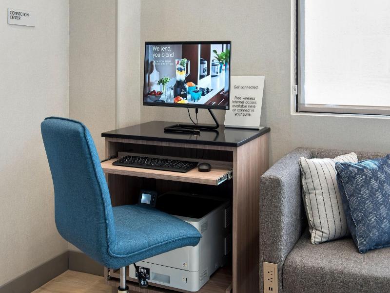 Towneplace Suites By Marriott New York Brooklyn image