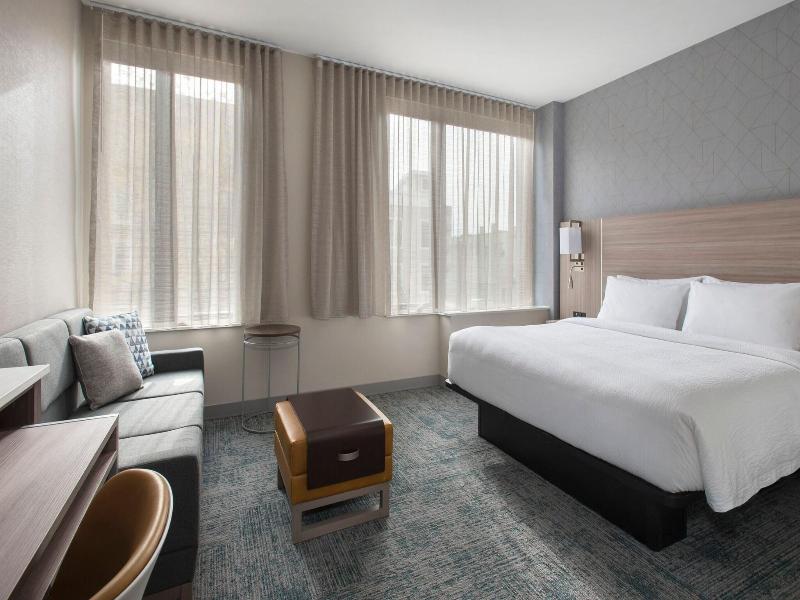 Towneplace Suites By Marriott New York Brooklyn image