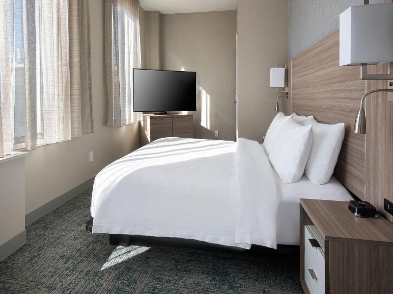 Towneplace Suites By Marriott New York Brooklyn image
