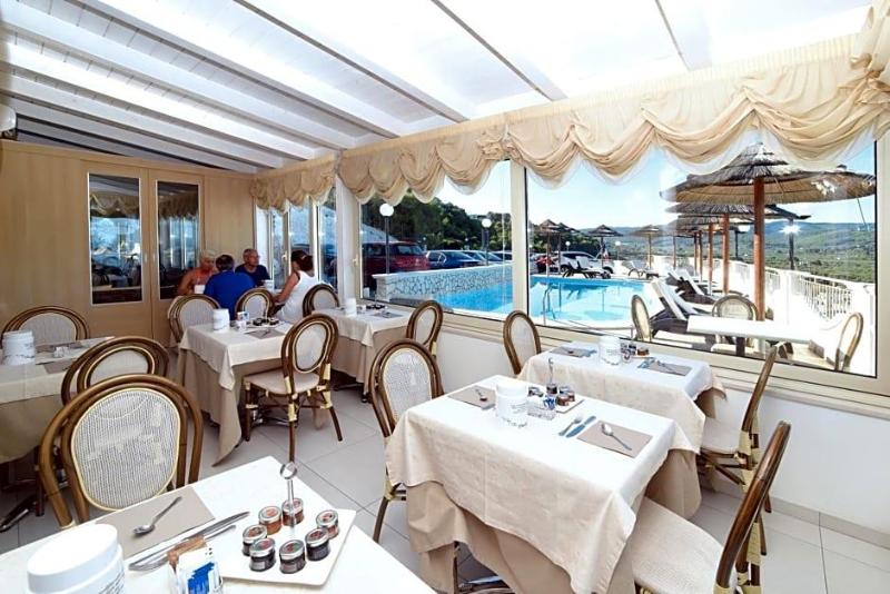 Hotel Incanto image