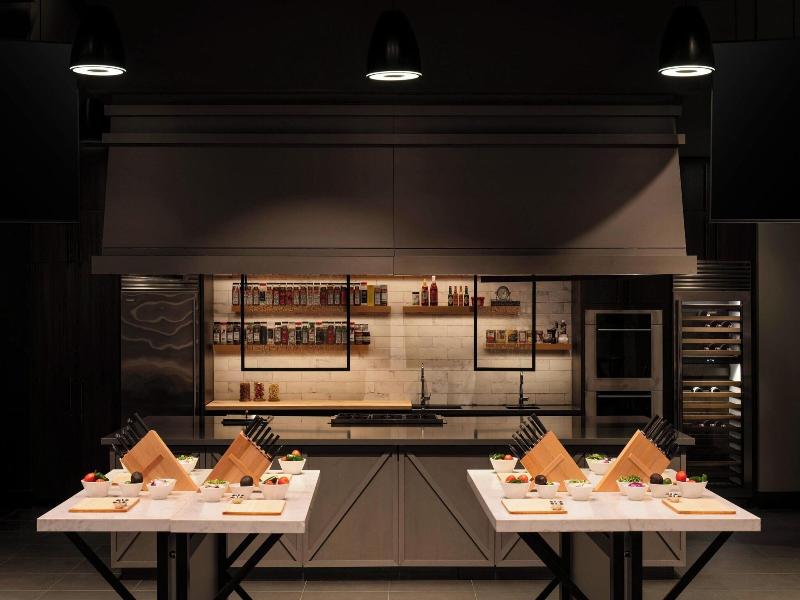 Epicurean Atlanta, Autograph Collection image