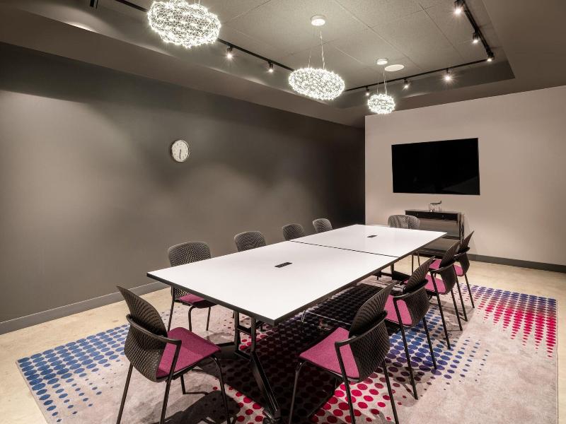 Aloft Austin South image