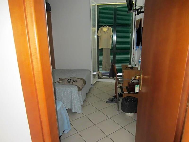 Hotel Adriana image