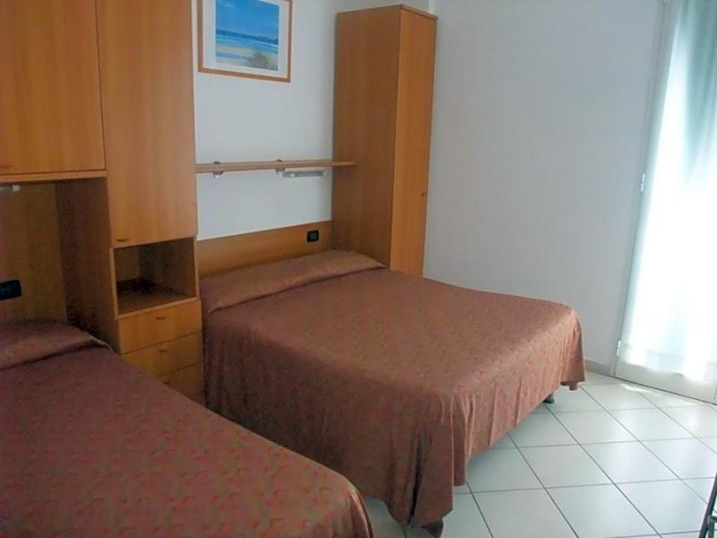 Hotel Adriana image