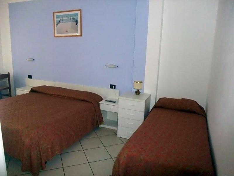Hotel Adriana image