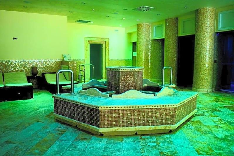 Hotiday Resort Fiuggi image