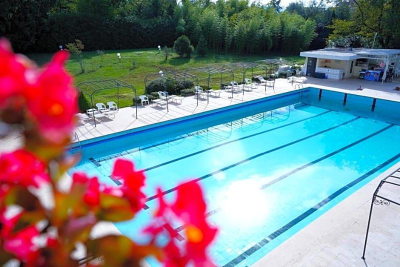Hotiday Resort Fiuggi image