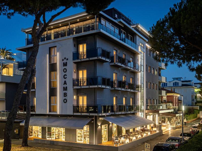 Hotel Mocambo image