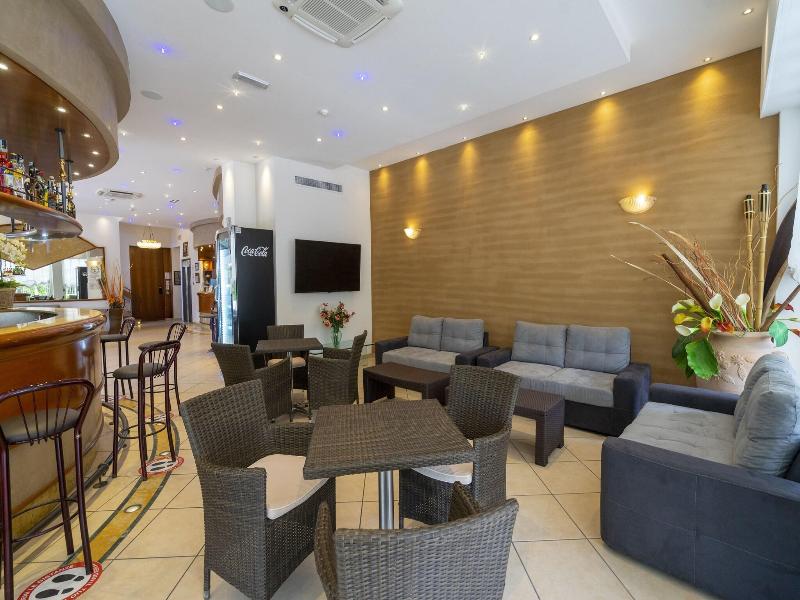 Hotel Mocambo image