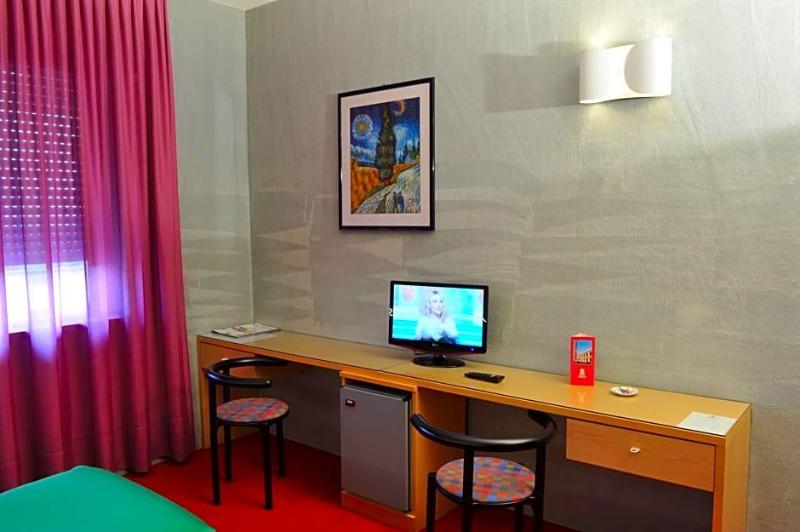 Hotel Ariane image