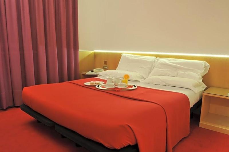 Hotel Ariane image