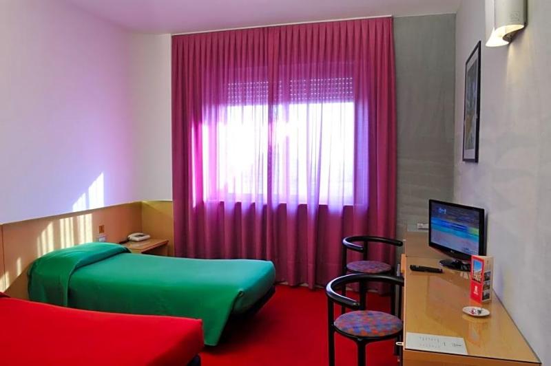 Hotel Ariane image