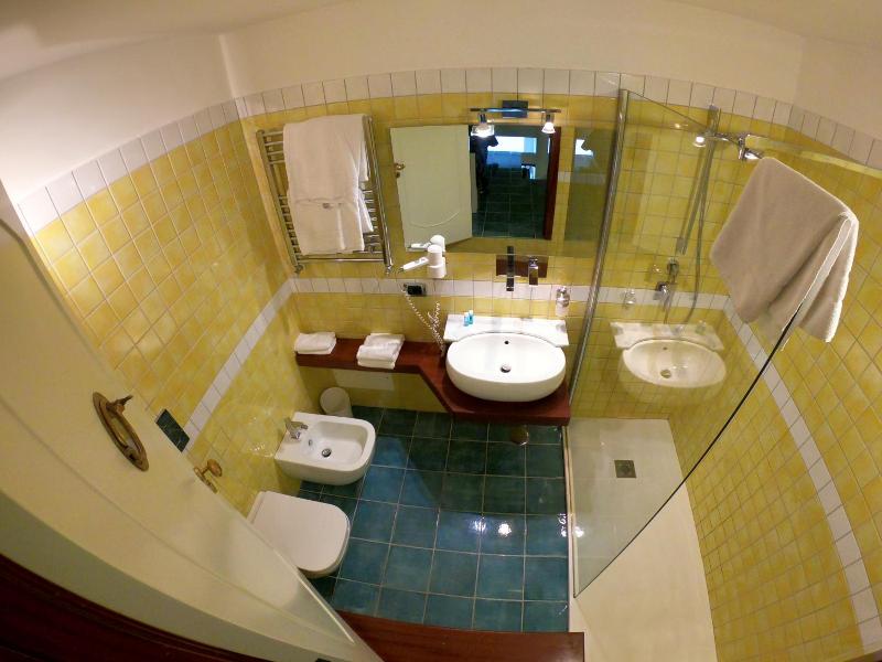 Hotel Ausonia image