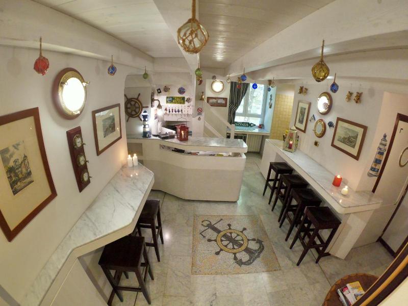 Hotel Ausonia image