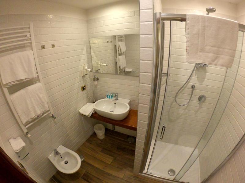 Hotel Ausonia image