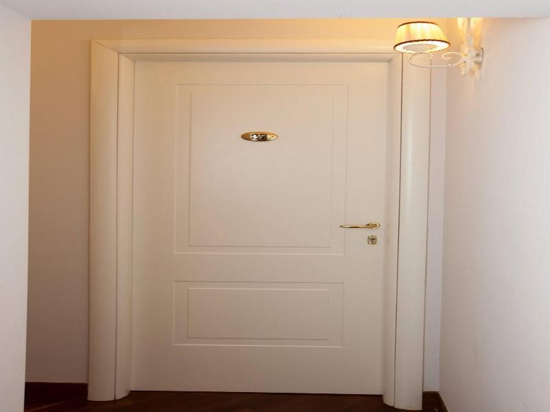 Hotel Ausonia image