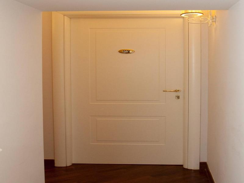Hotel Ausonia image