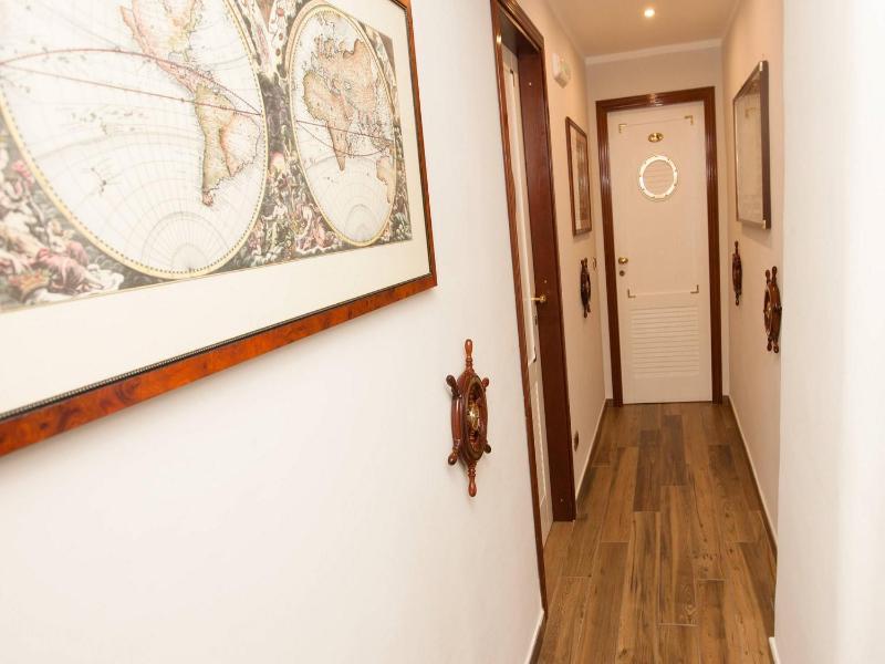 Hotel Ausonia image