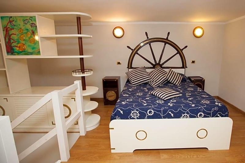 Hotel Ausonia image