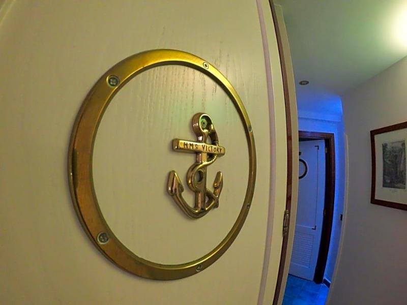 Hotel Ausonia image