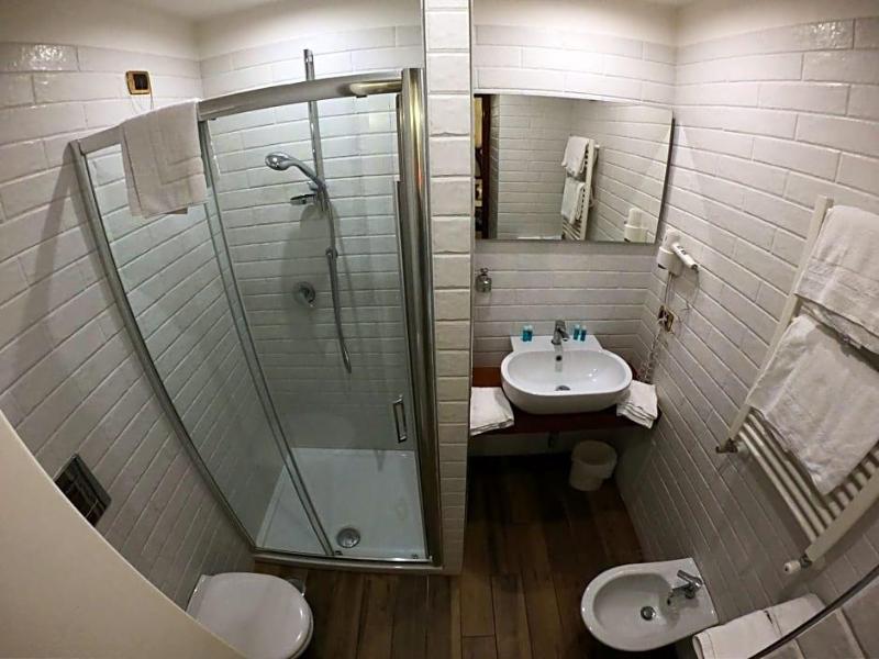 Hotel Ausonia image